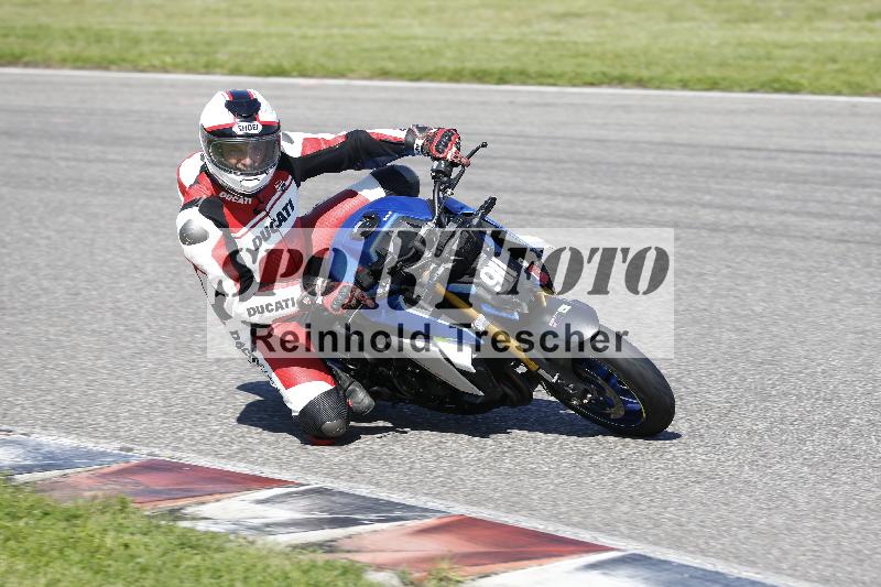 /12 30.04.2025 Speer Racing ADR/Gruppe gruen/911